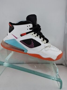 Jordan Mars 270 Kids White Orange Blue Accent Sneakers